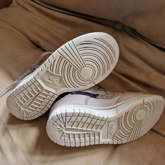 Nike "Primal Pink" Dunks - Picture 4 of 4